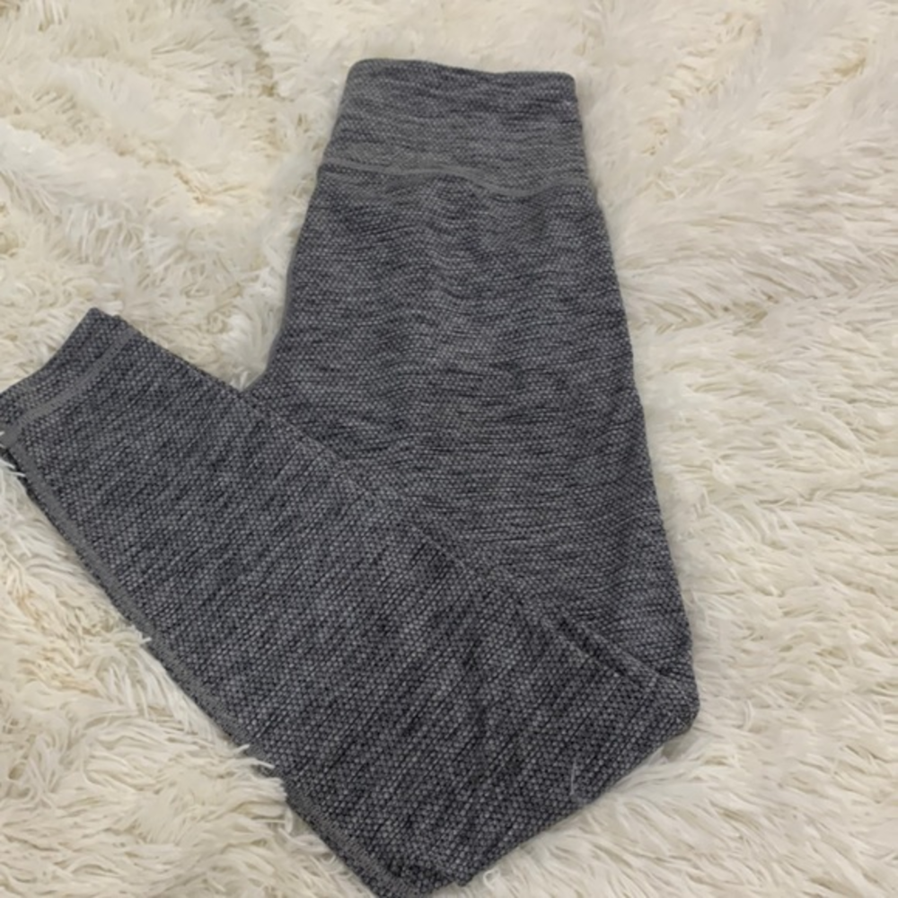 Old‎ Navy Grey Leggings Size Small